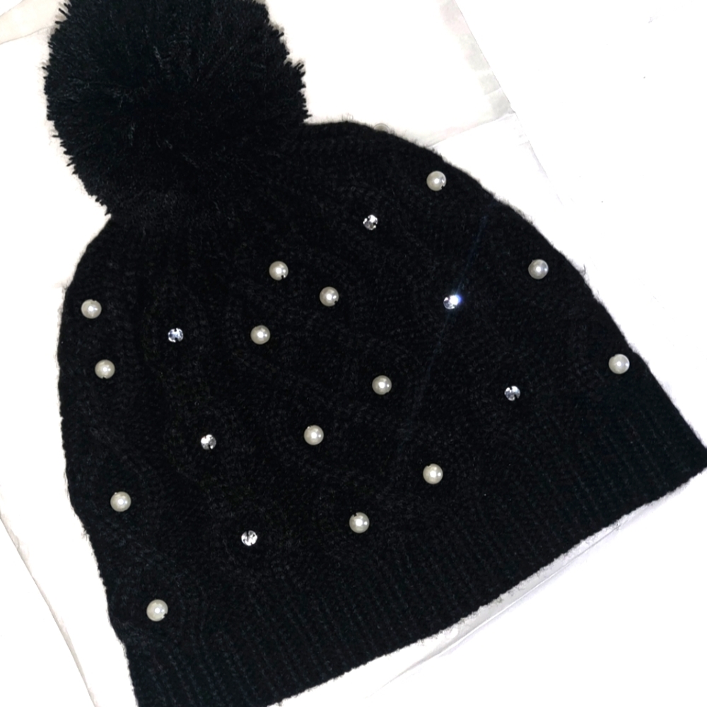 Saks fifth avenue warm hat